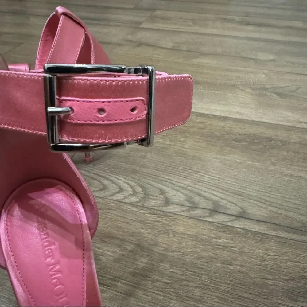 Alexander McQueen Stiletto Sandal Heels Pink Calf Leather Satin US 6.5‎ / 36.5